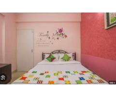 OYO Home 19009 Vibrant 3BHK